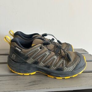 Salomon Kids XA Pro Waterproof Hiking Shoe Size 1